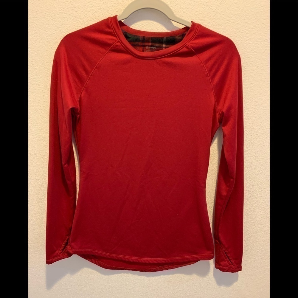 Cuddl Duds Red climate right long sleeve tee. S.